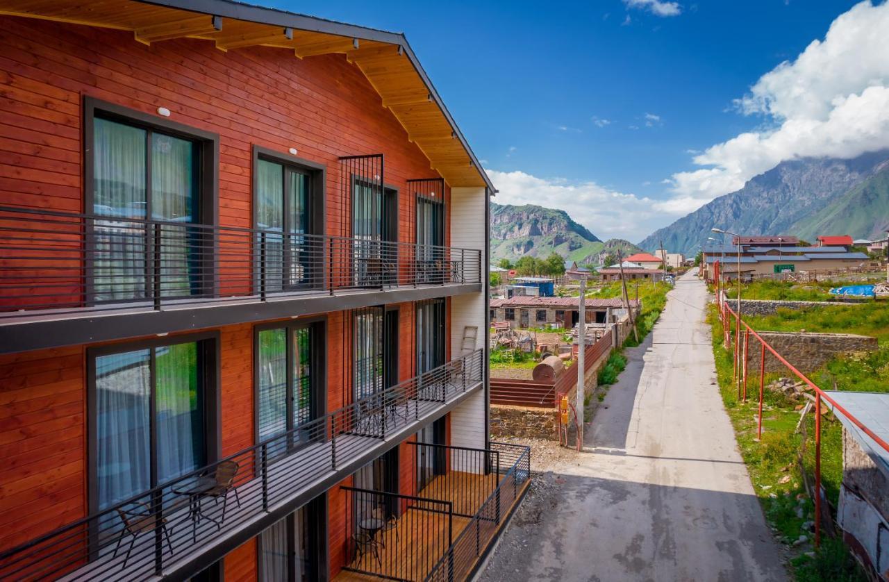 Hotel Darchi Kazbegi Exterior photo